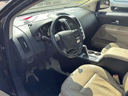Used 2010 Ford Edge Limited FWD image 9