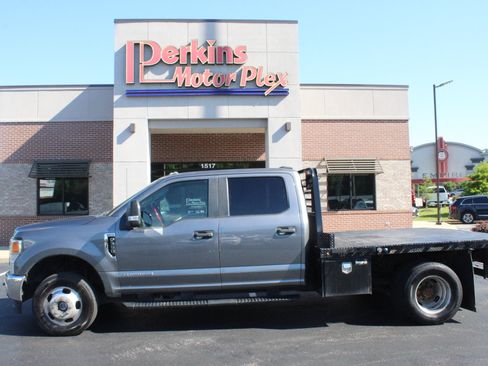 Used 2022 Ford F350 XL w/ STX Appearance Package AWD/4WD image 9