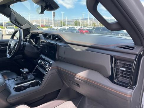Certified 2024 GMC Sierra 1500 AT4 w/ Technology Package AWD/4WD image 19