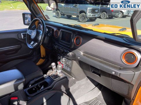 Used 2021 Jeep Gladiator Mojave w/ Cold Weather Group image 27
