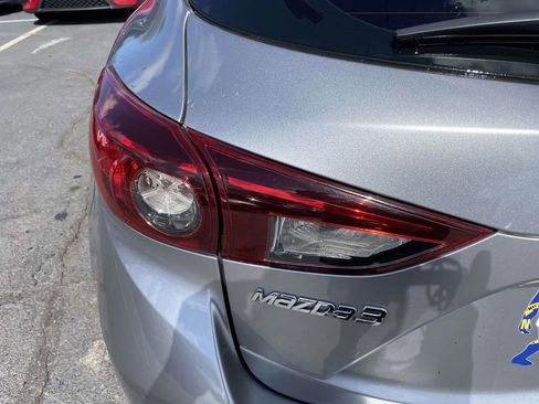 Used 2016 MAZDA MAZDA3 s Touring image 23