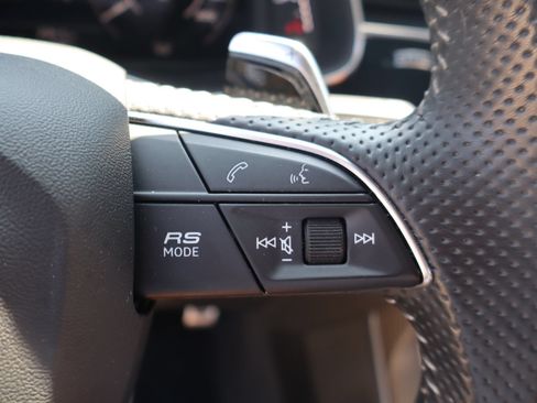 Used 2021 Audi RS Q8 w/ Carbon Optic Package AWD/4WD image 17