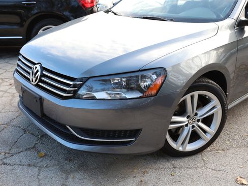 Used 2014 Volkswagen Passat 1.8T SE image 2