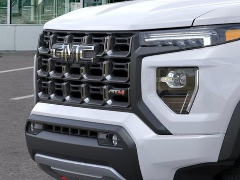 New 2026 GMC Canyon AT4 AWD/4WD image 13