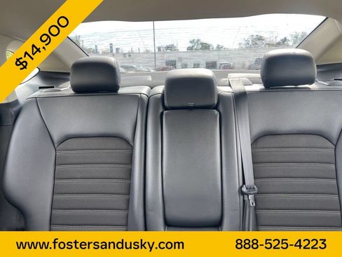 Used 2018 Ford Fusion SE w/ Fusion SE Technology Package FWD image 13