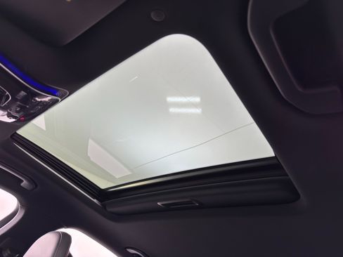 Used 2023 Mercedes-Benz C 43 AMG 4MATIC Sedan image 12