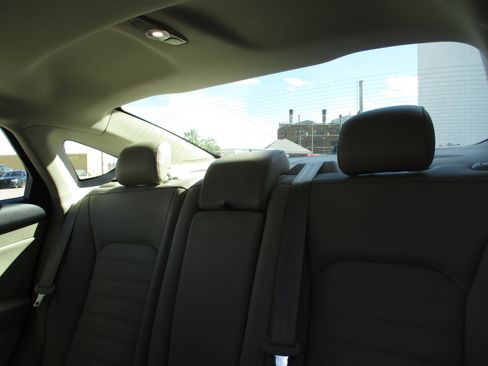 Used 2017 Ford Fusion SE w/ Fusion SE Technology Package AWD/4WD image 20
