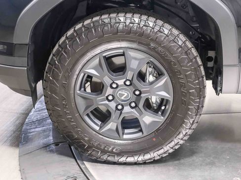 Used 2024 Lexus GX 550 AWD/4WD image 10