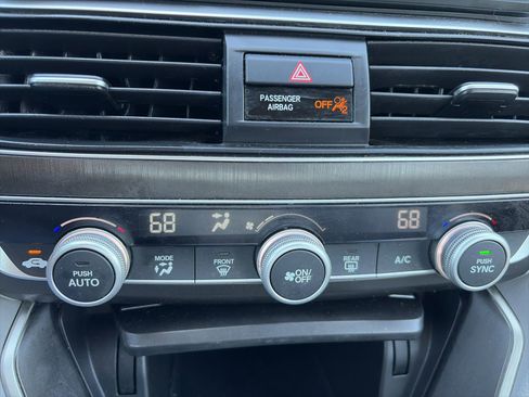 Used 2019 Honda Accord LX image 17