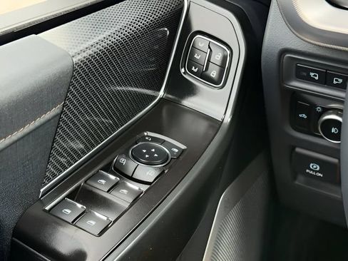 Certified 2023 Ford F150 Raptor w/ Raptor Carbon Fiber Package AWD/4WD image 26