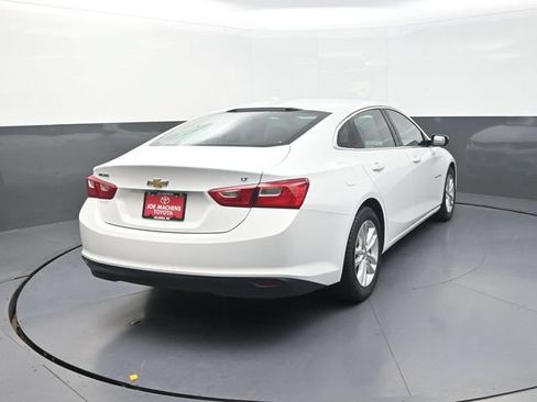 Used 2016 Chevrolet Malibu LT FWD image 8