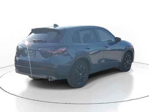 Used 2024 Honda HR-V Sport image 2