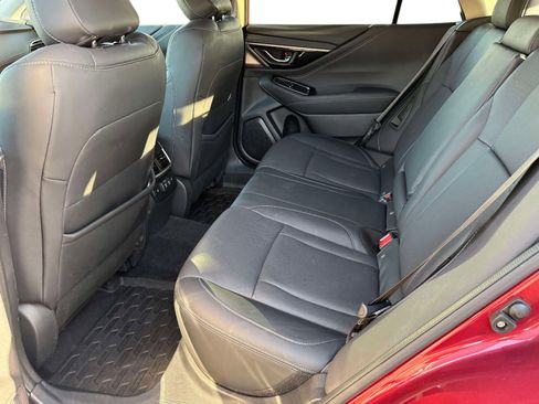 Used 2022 Subaru Outback Limited image 15
