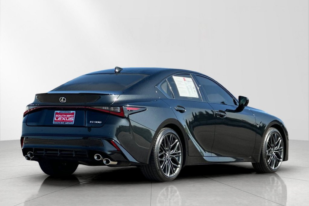 Used 2025 Lexus IS 500 RWD image 6