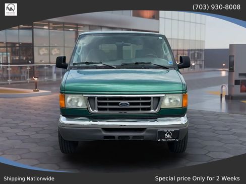 Used 2004 Ford E-350 and Econoline 350 Super Duty RWD image 3