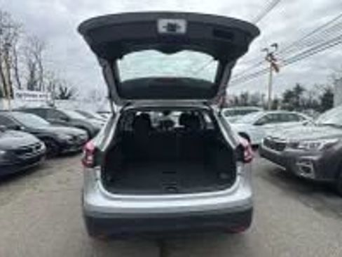 Used 2022 Nissan Rogue Sport SV AWD/4WD image 21