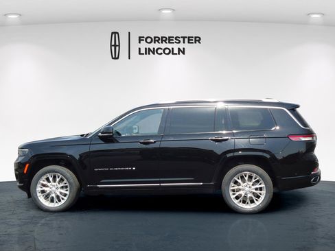 Used 2021 Jeep Grand Cherokee L Summit w/ Luxury Tech Group V image 6