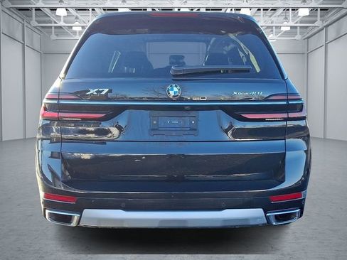 Certified 2025 BMW X7 xDrive40i image 5