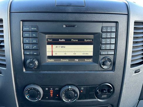 Used 2016 Freightliner Sprinter 2500 image 30