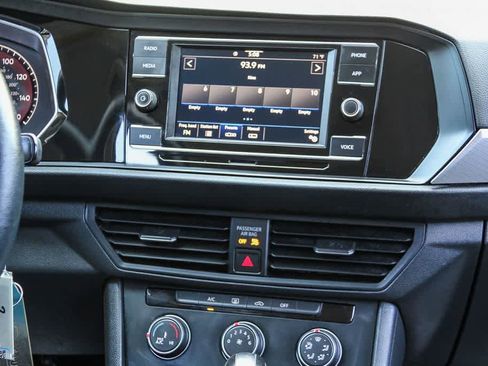 Used 2020 Volkswagen Jetta S w/ Driver Assistance Package image 14