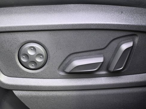 Used 2022 Audi Q5 e Prestige image 14