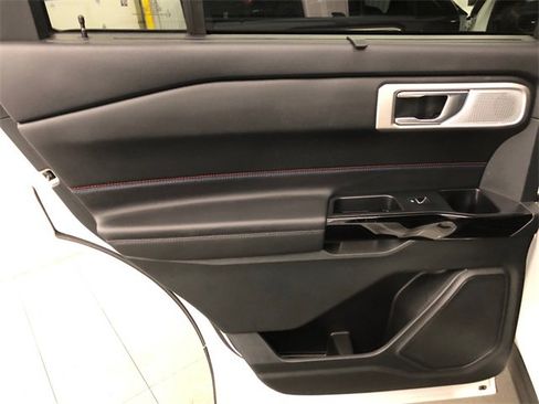 Used 2024 Ford Explorer ST w/ Equipment Group 401A image 29