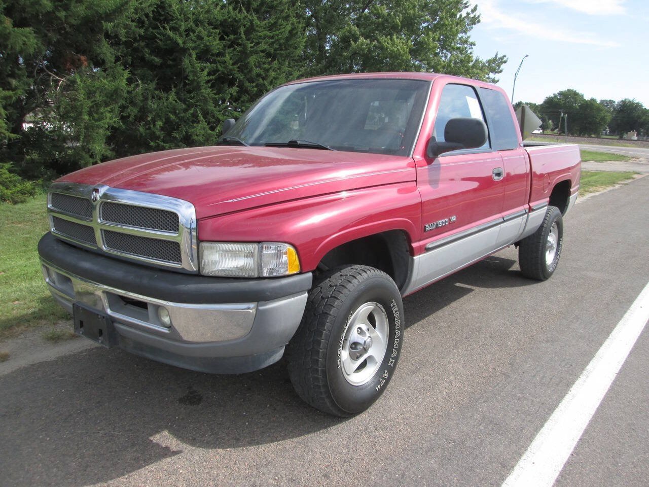 Used 1999 Dodge Ram 1500 Truck 4x4 Quad Cab image 11