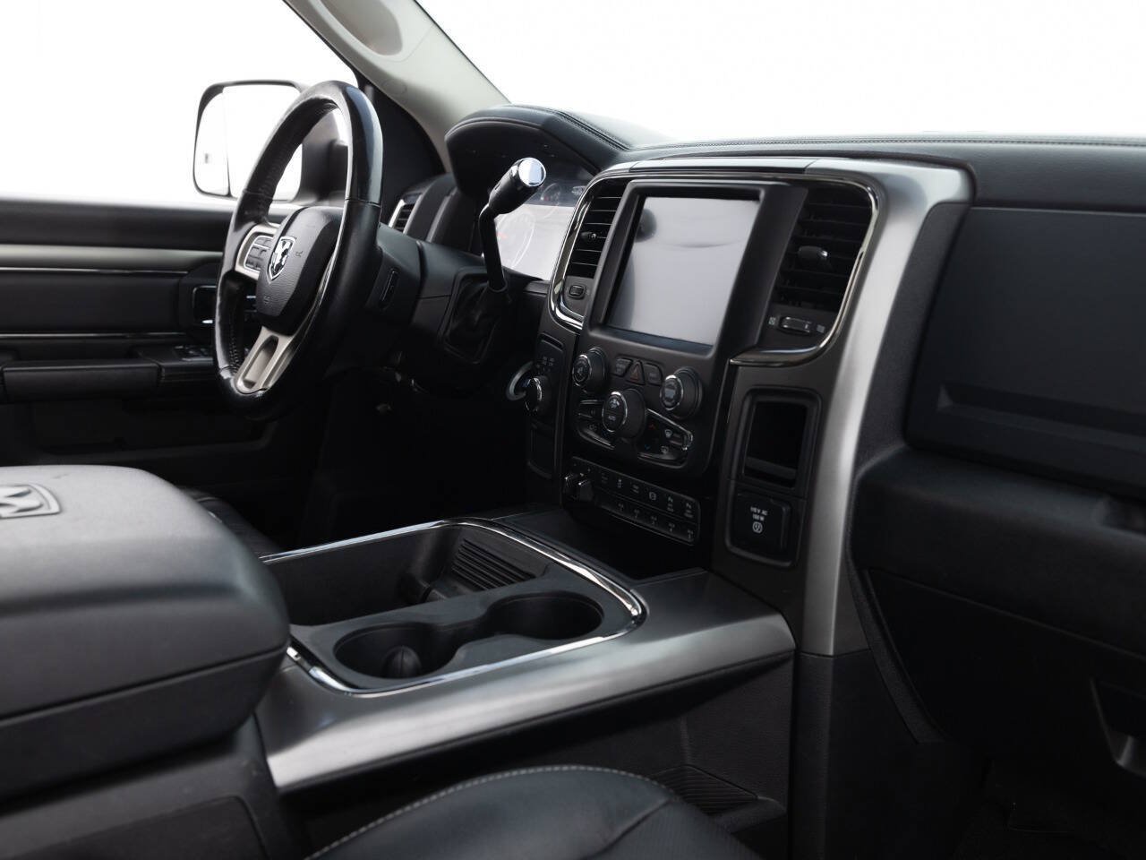 Used 2018 RAM 3500 Laramie w/ Sport Appearance Group AWD/4WD image 31