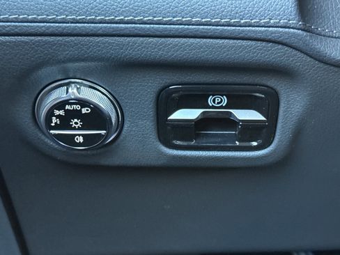 New 2026 Mercedes-Benz EQS 580 4MATIC Sedan image 19