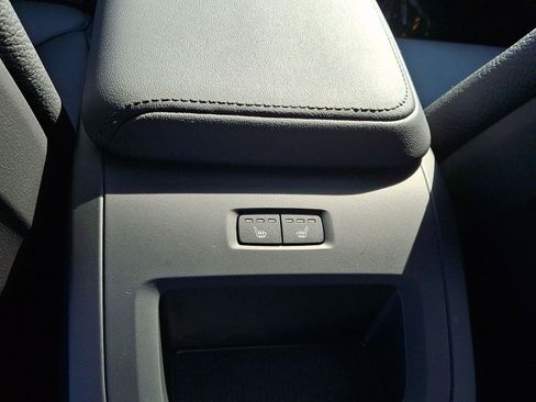 Certified 2025 Volvo S60 B5 Plus AWD/4WD image 11