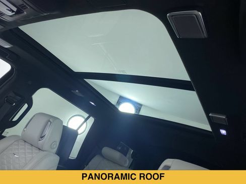 Used 2025 Cadillac Escalade Sport Platinum w/ LPO, Floor Liner Package AWD/4WD image 10