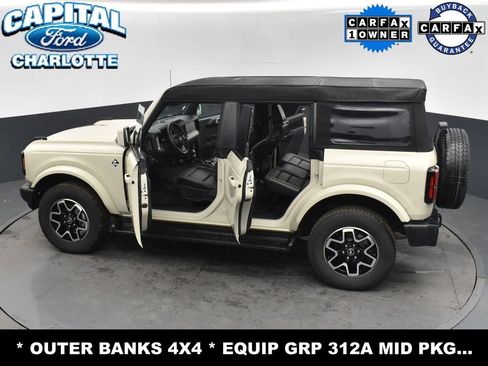Used 2025 Ford Bronco Outer Banks image 32