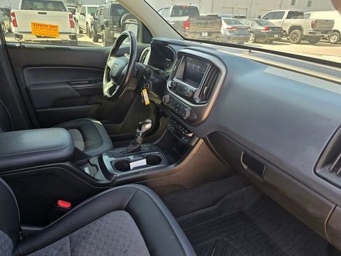 Used 2022 Chevrolet Colorado Z71 image 10