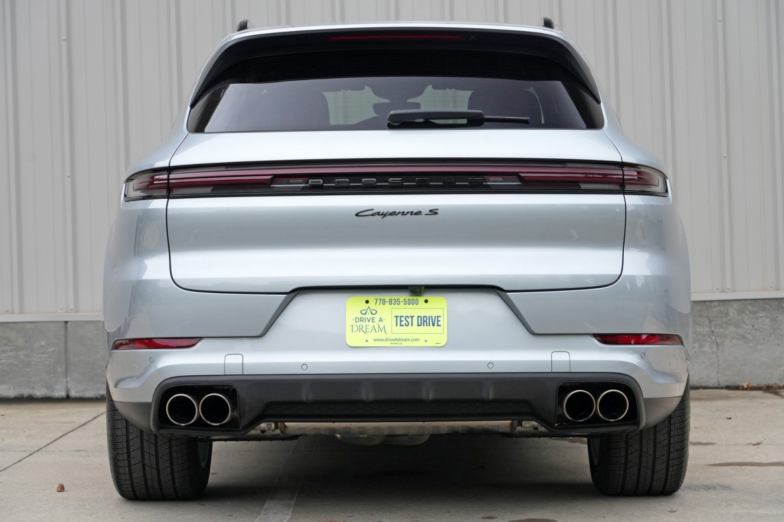 Used 2025 Porsche Cayenne S AWD/4WD image 11