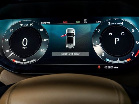 Used 2023 Land Rover Range Rover Sport SE image 34