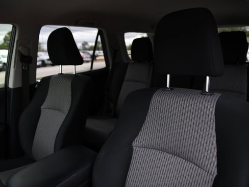 Used 2020 Toyota 4Runner SR5 image 13