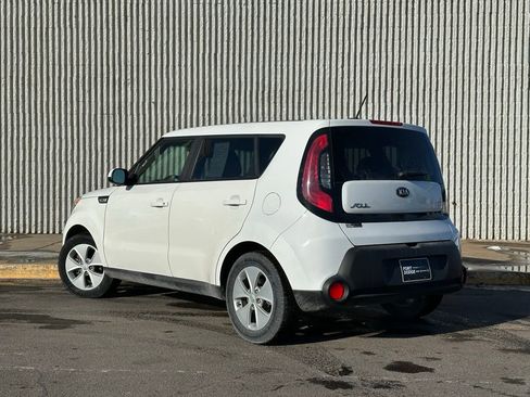 Used 2016 Kia Soul image 3