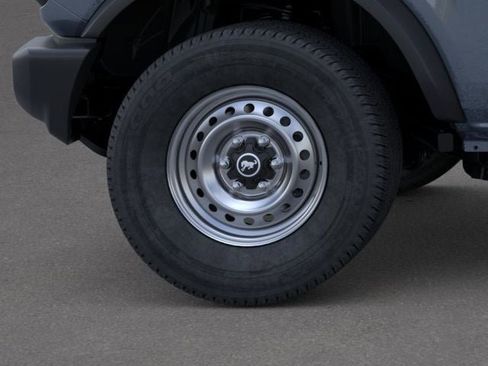 New 2025 Ford Bronco 4-Door image 21