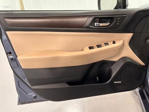 Used 2016 Subaru Legacy 2.5i Limited image 18