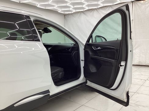 Used 2022 Buick Envision Preferred w/ Safety Package image 17