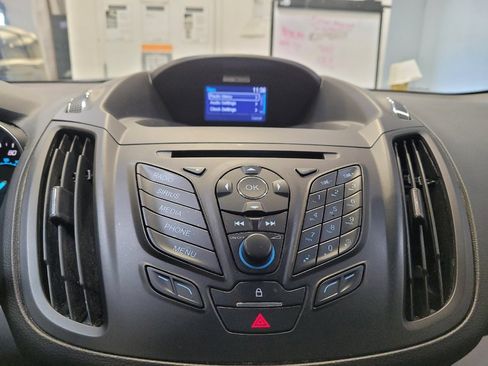 Used 2014 Ford Escape SE FWD image 25