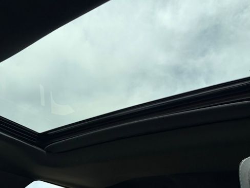 Used 2024 Toyota Tacoma TRD Sport w/ TRD Sport Upgrade Package image 30