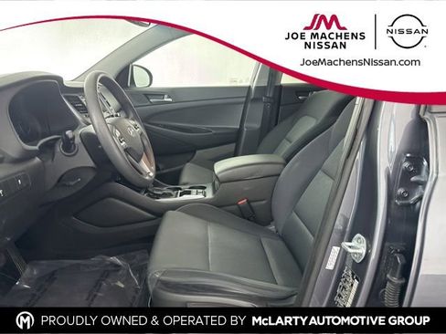 Used 2018 Hyundai Tucson SE image 21