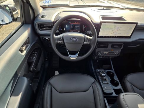 New 2025 Ford Maverick Lariat w/ Black Appearance Package image 7