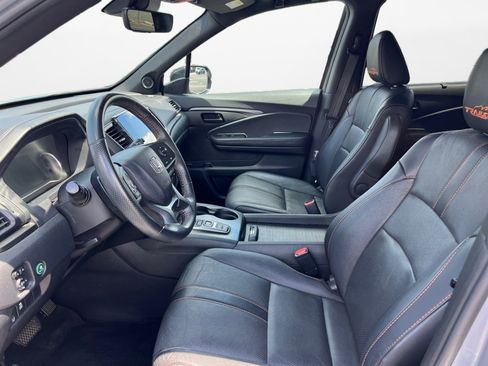 Used 2022 Honda Pilot TrailSport image 11