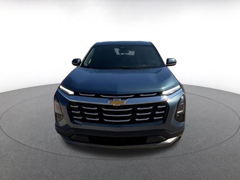 Used 2025 Chevrolet Equinox LT FWD image 4