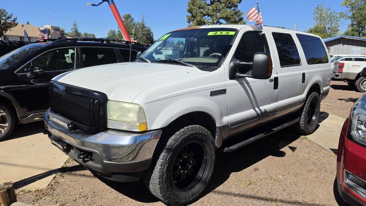 Used 2004 Ford Excursion XLT AWD/4WD image 1