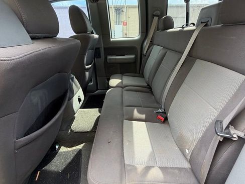 Used 2006 Ford F150 XLT image 10