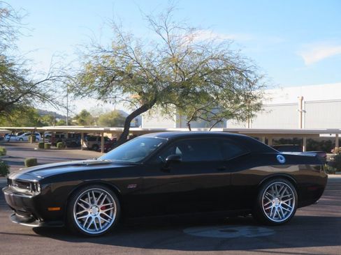 Used 2012 Dodge Challenger SRT8 w/ Premium Sound Group image 1
