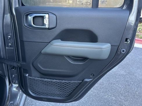 New 2026 Jeep Gladiator Mojave image 16